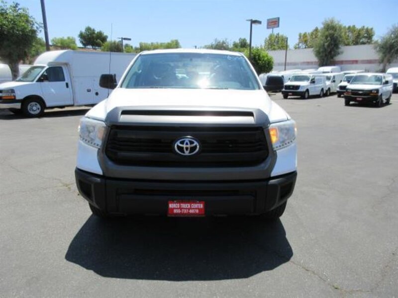 Used 2016 Toyota Tundra SR w/ Tow Package RWD image 4