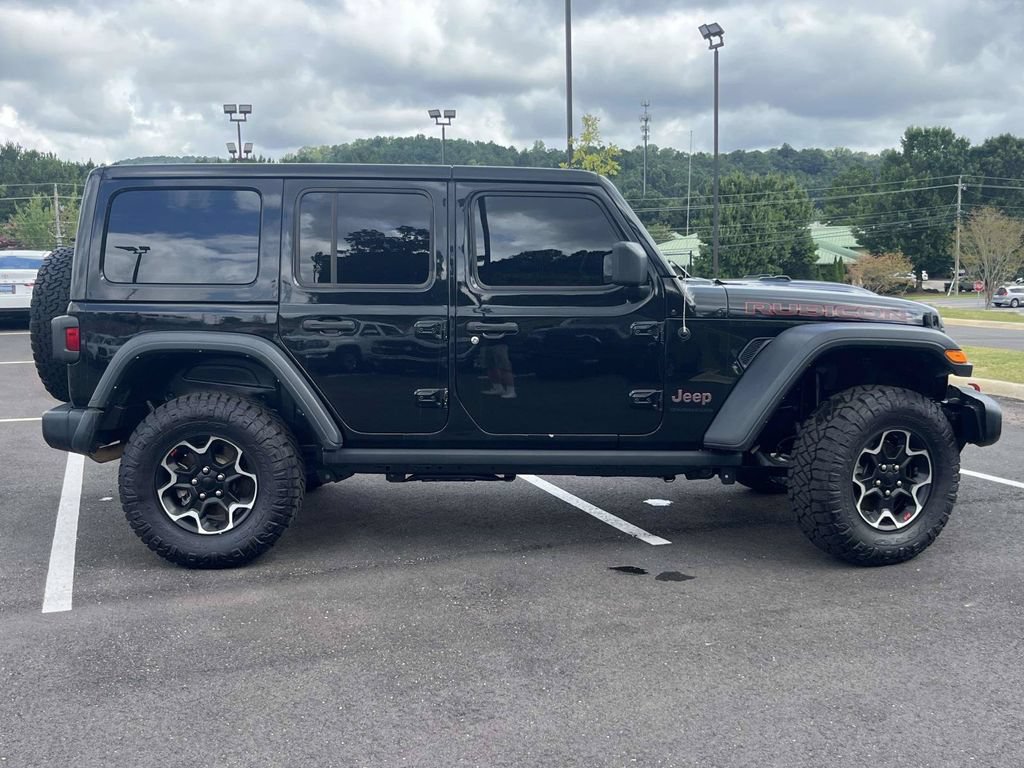 Used 2023 Jeep Wrangler Unlimited Rubicon w/ Cold Weather Group AWD/4WD image 2