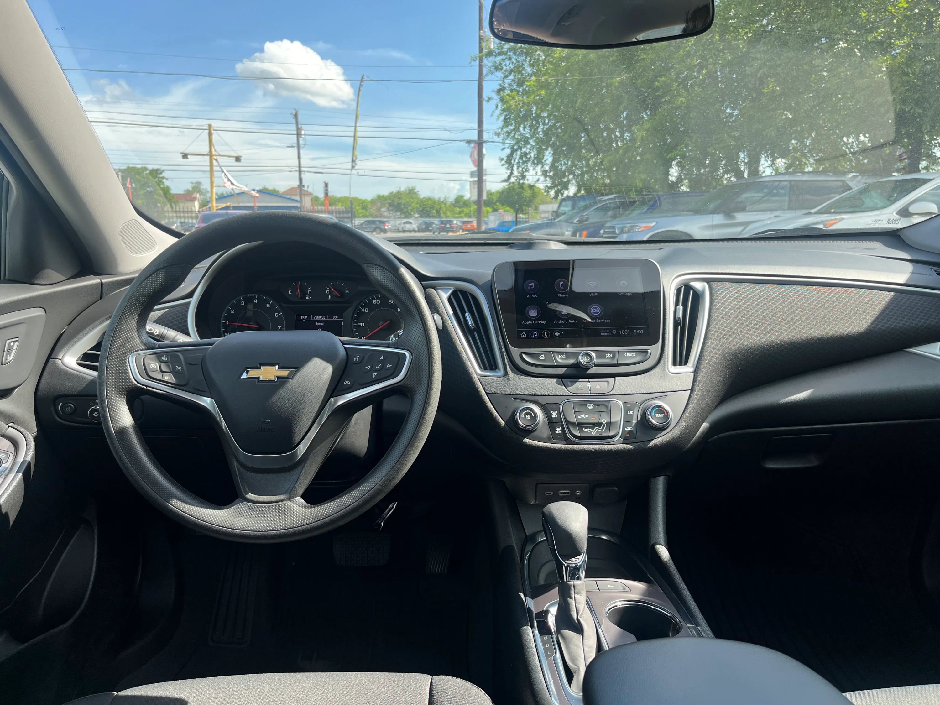 Used 2022 Chevrolet Malibu LS w/ Driver Confidence Package image 8