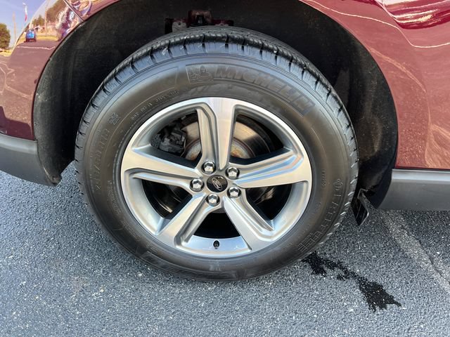 Certified 2020 Ford Edge Titanium w/ Class II Trailer Tow Package AWD/4WD image 9