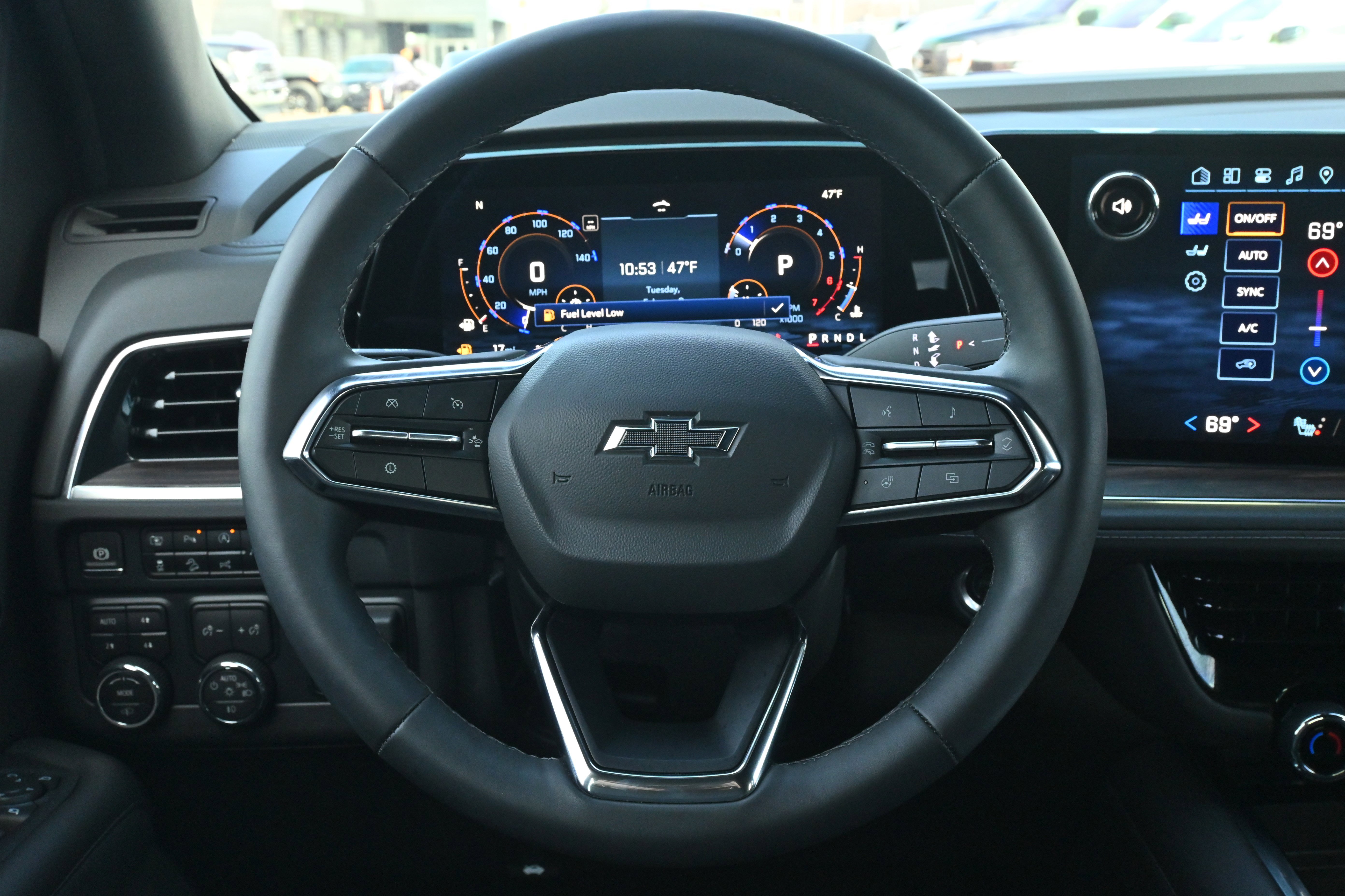 Used 2025 Chevrolet Tahoe Z71 w/ Z71 Off-Road Package image 21