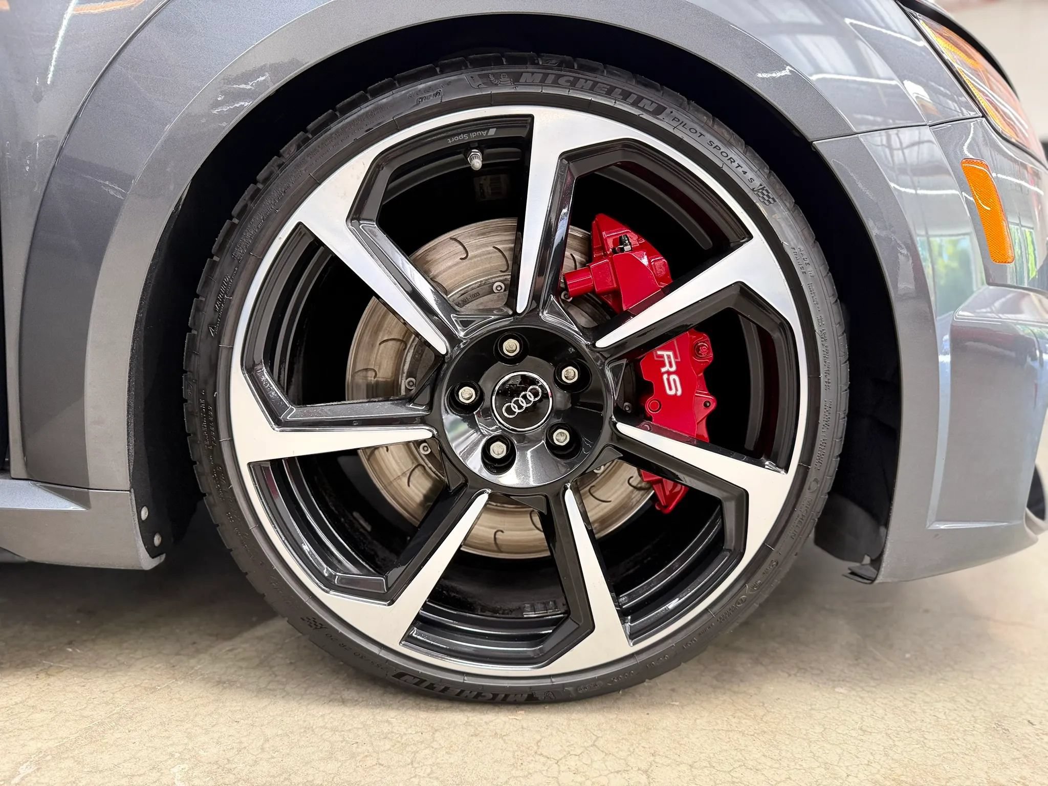 Used 2019 Audi TT RS w/ Technology Package AWD/4WD image 11