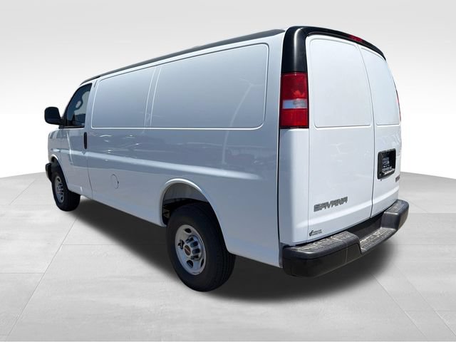 New 2026 GMC Savana 2500 w/ Driver Convenience Package RWD image 5
