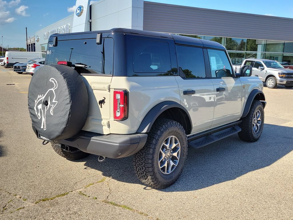 New 2025 Ford Bronco Badlands AWD/4WD image 4