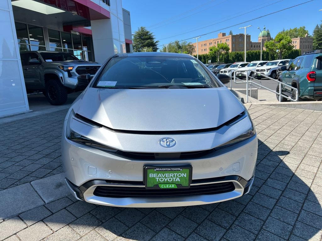 New 2026 Toyota Prius Plug-In Hybrid FWD image 8