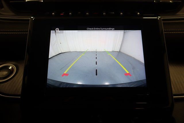 Used 2023 Jeep Grand Cherokee Laredo image 20