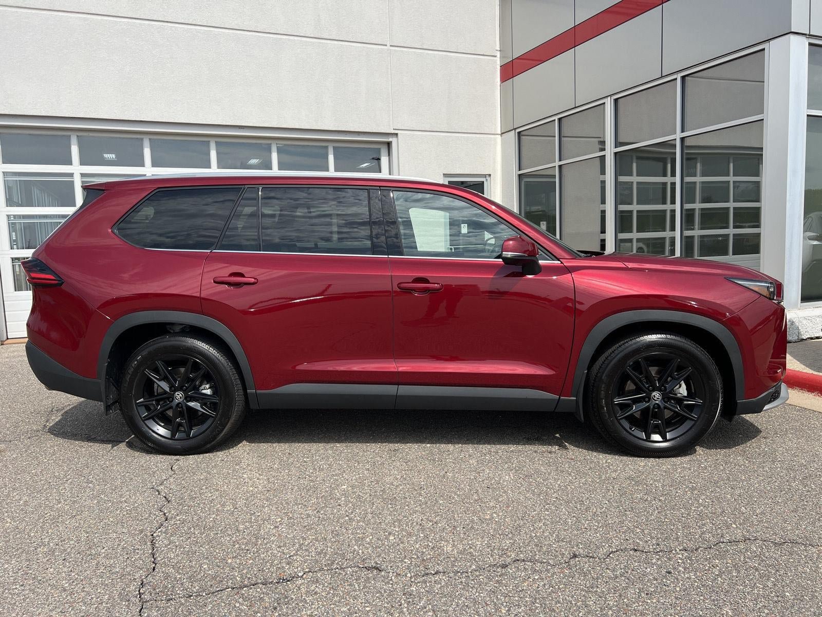 Used 2026 Toyota Grand Highlander AWD Hybrid image 9
