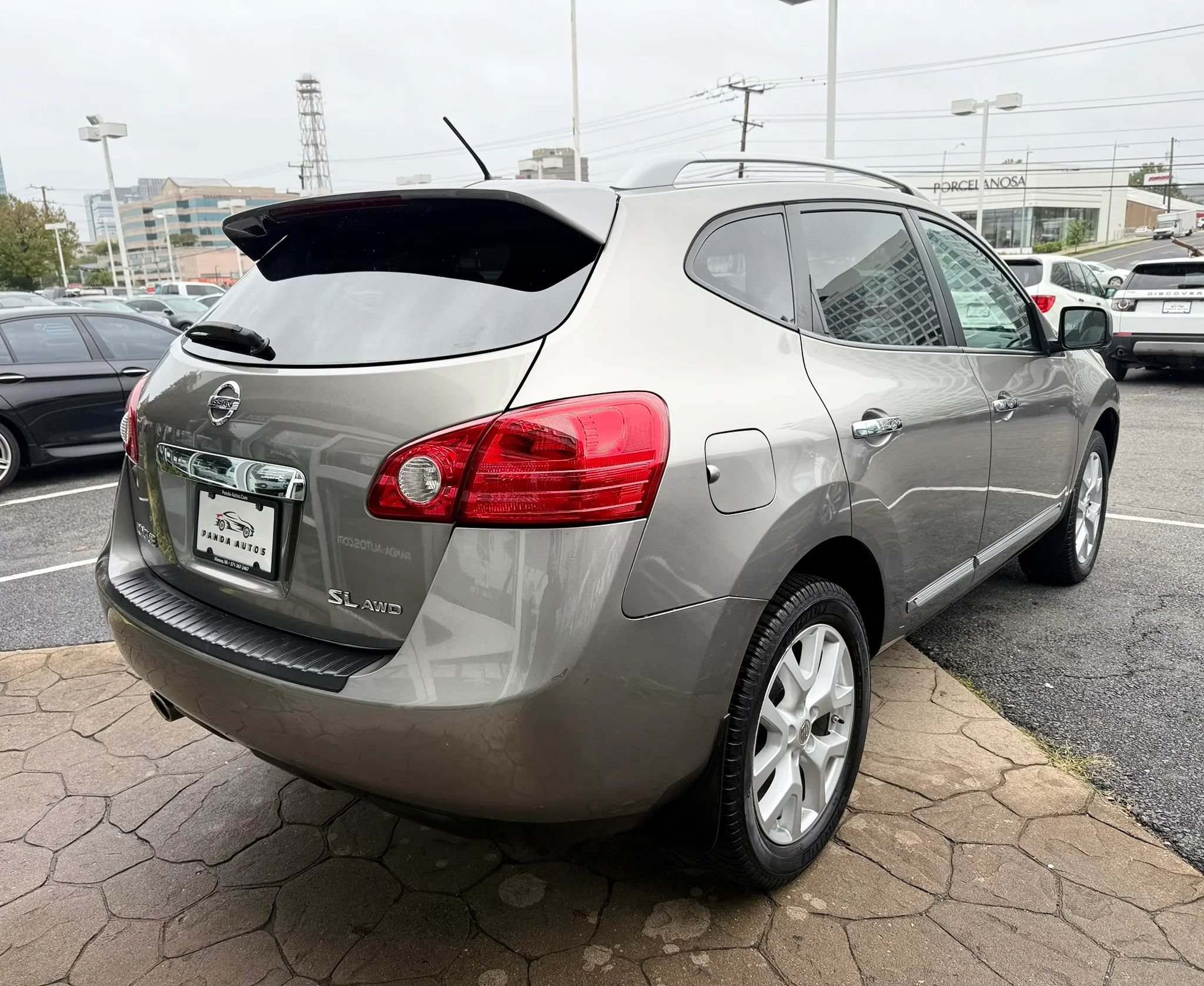 Used 2012 Nissan Rogue SL AWD/4WD image 7