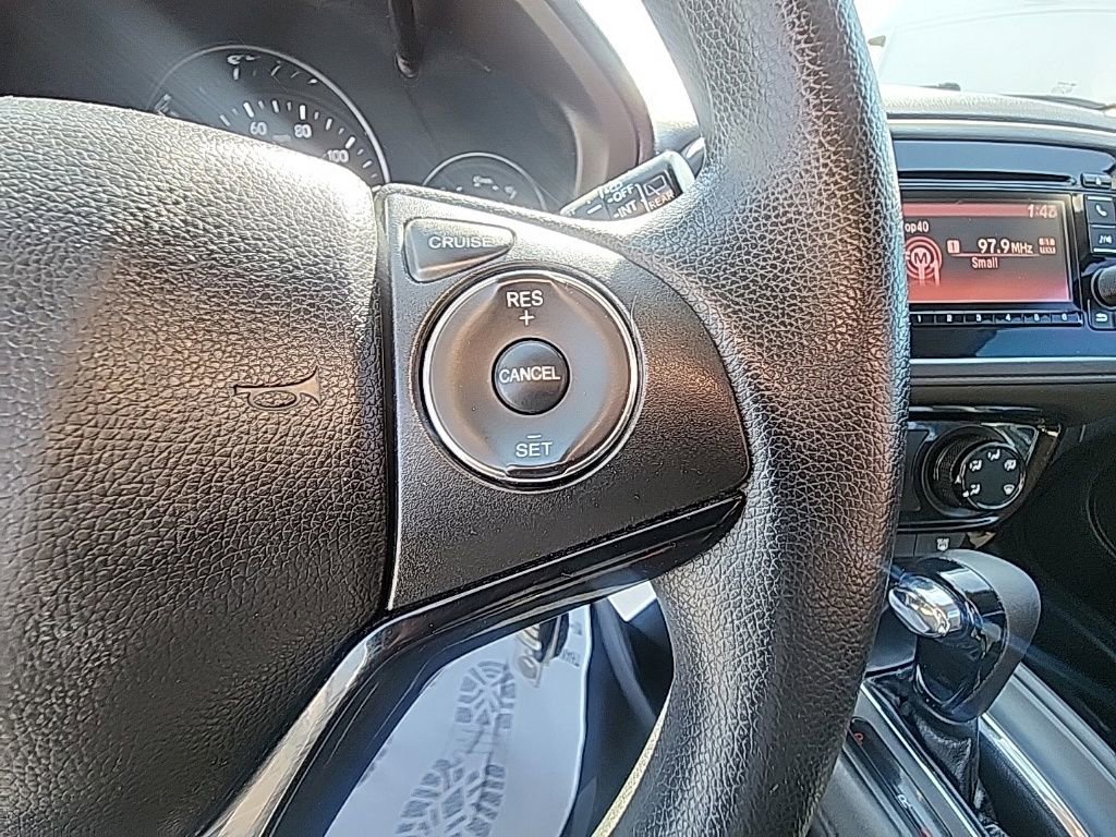 Used 2016 Honda HR-V LX image 17