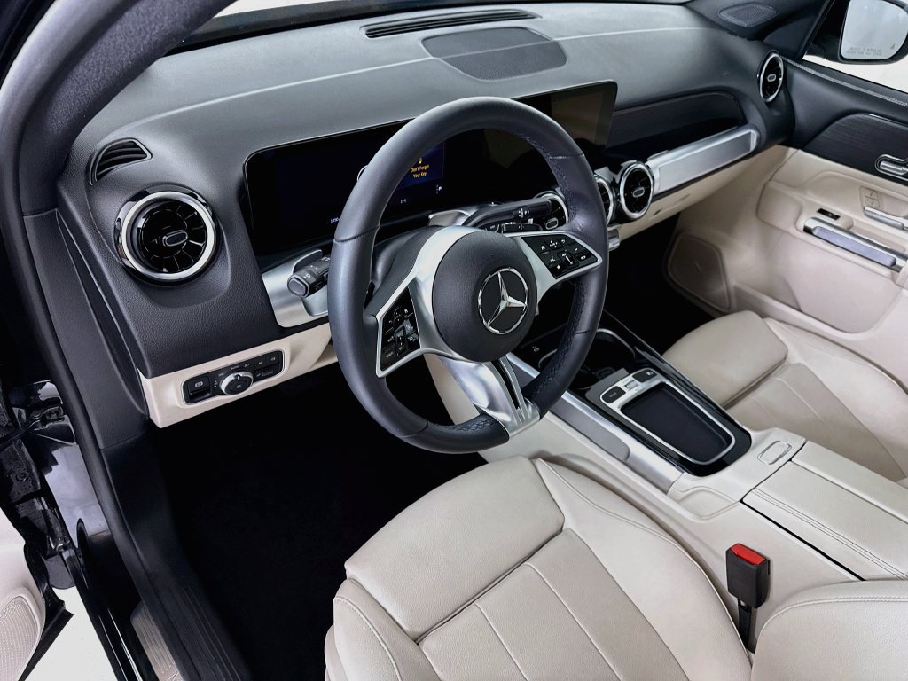 Used 2026 Mercedes-Benz GLB 250 image 9