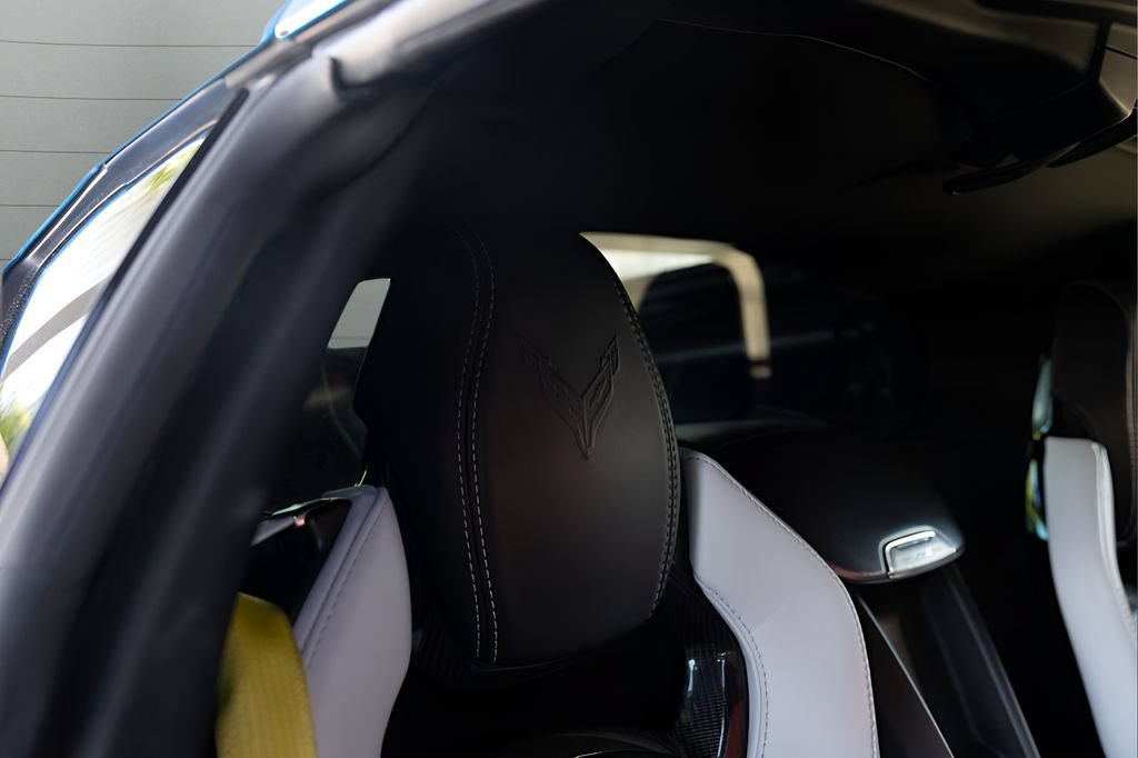 Used 2023 Chevrolet Corvette Stingray Preferred Cpe w/ Z51 Performance Package RWD image 53