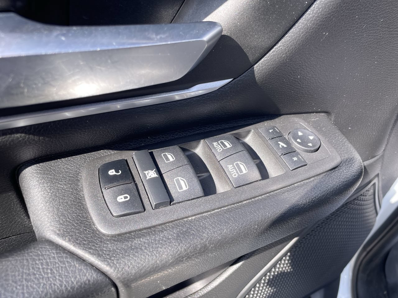 Used 2022 RAM 1500 Big Horn AWD/4WD image 11