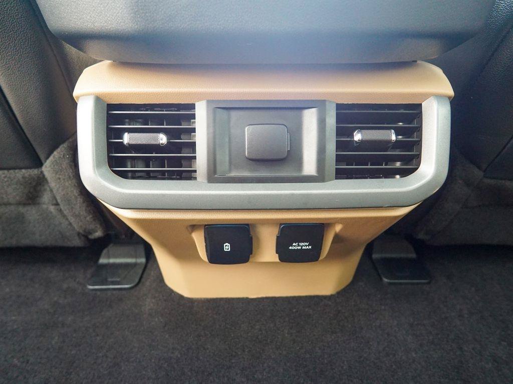 Used 2021 Ford F150 Lariat AWD/4WD image 17