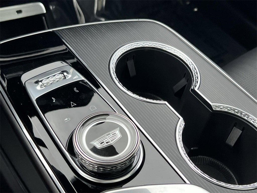New 2026 Cadillac Lyriq V image 21
