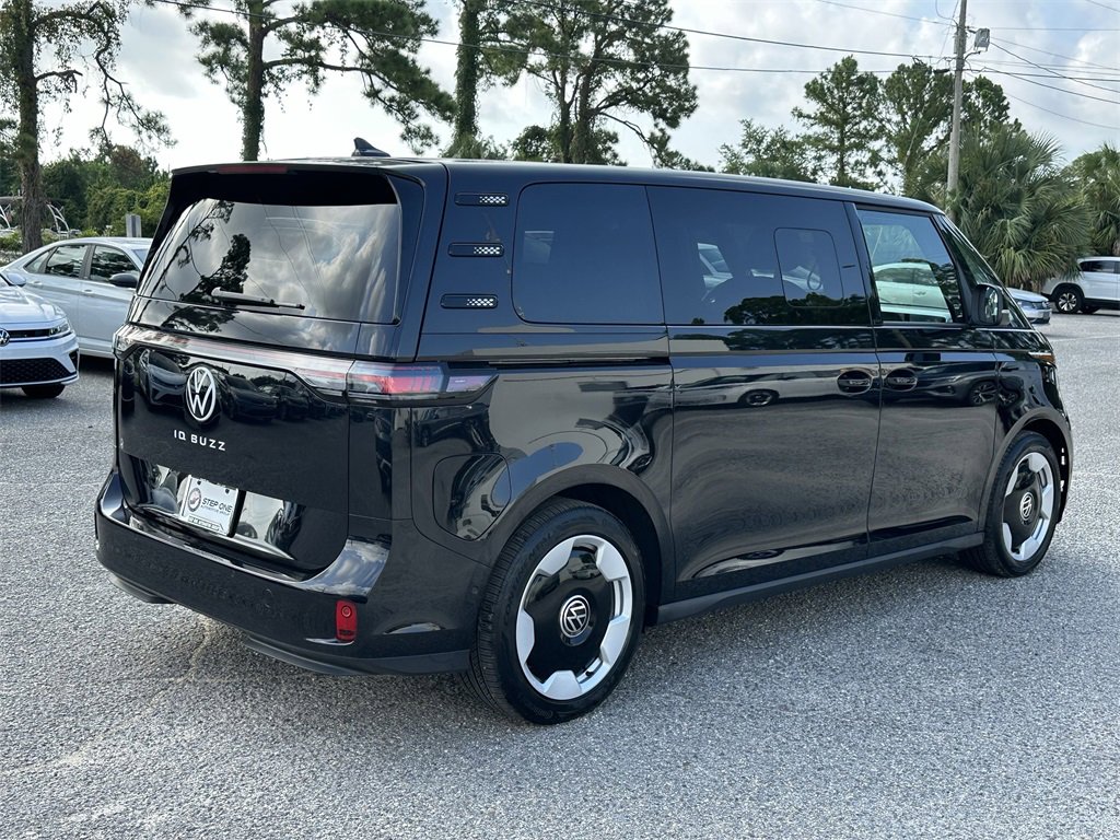 New 2025 Volkswagen ID. Buzz Pro S image 8
