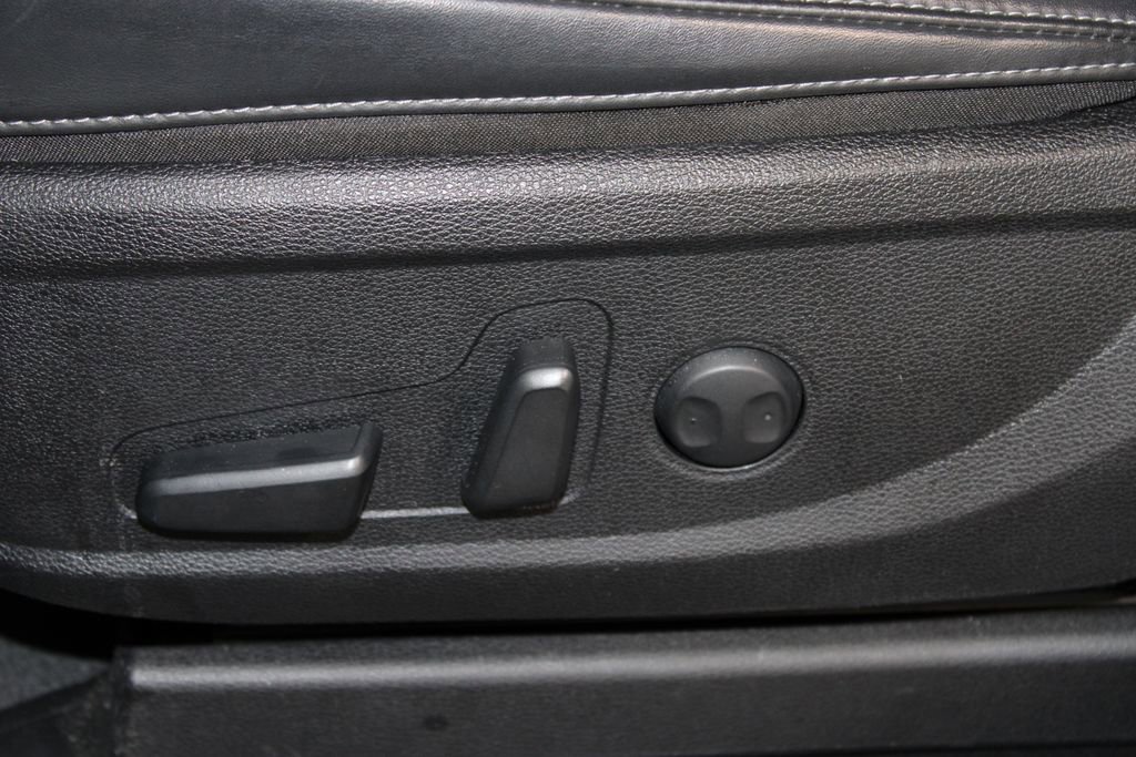 Used 2025 Kia Telluride S image 14