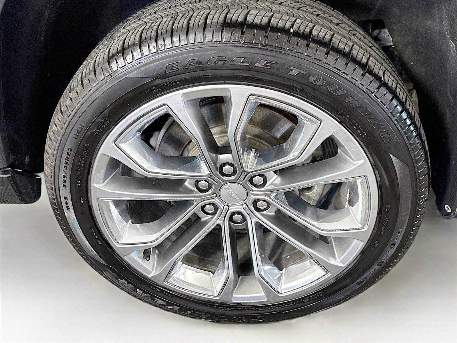 Used 2023 Jeep Grand Wagoneer L Series II w/ Rear Seat Video Group 1 image 28