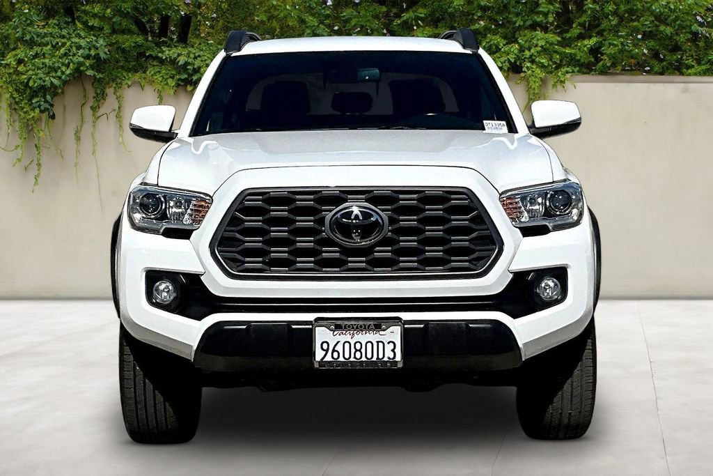 Used 2021 Toyota Tacoma TRD Off-Road w/ Technology Package image 2