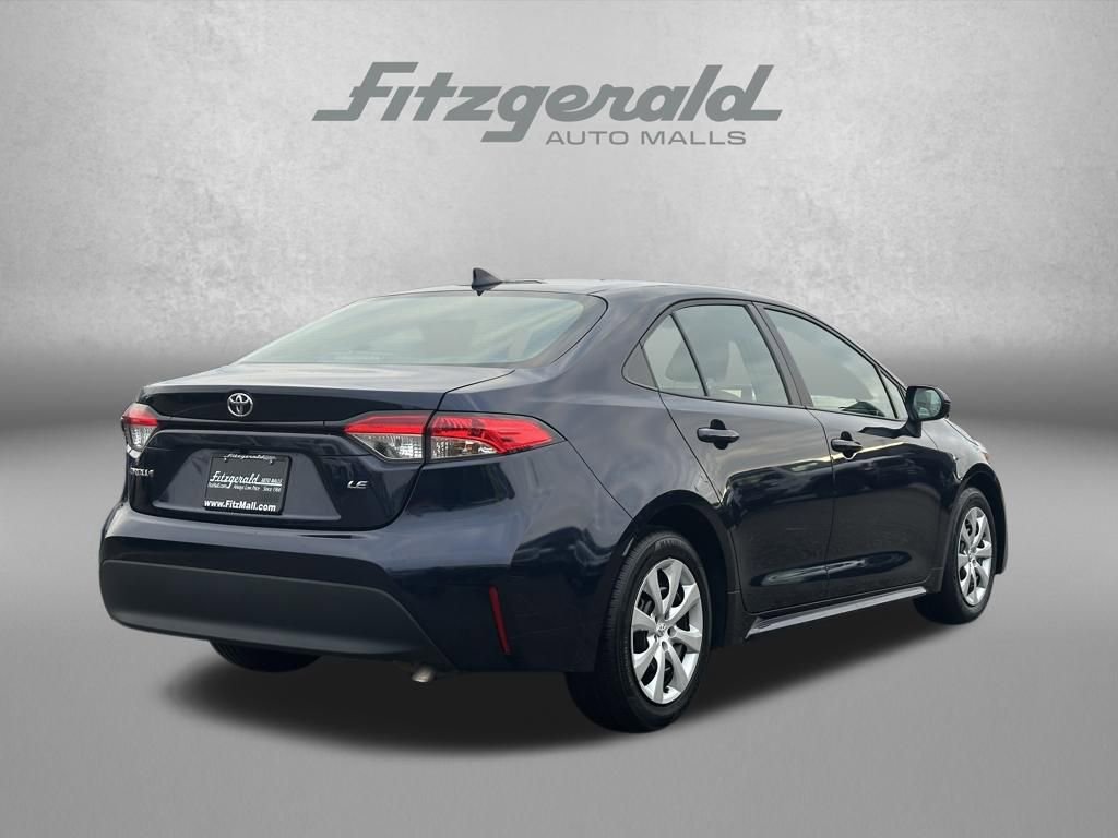 Used 2023 Toyota Corolla LE FWD image 5