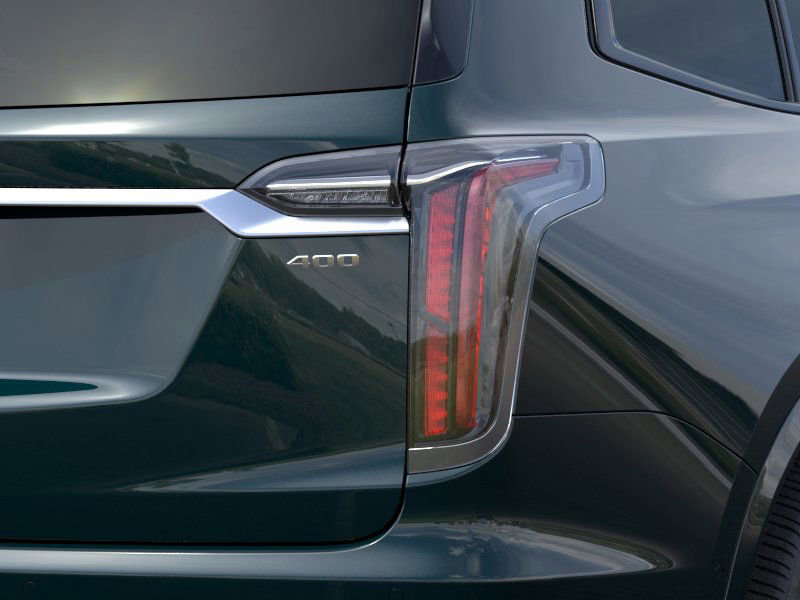 Used 2025 Cadillac XT6 Sport w/ Technology Package image 11