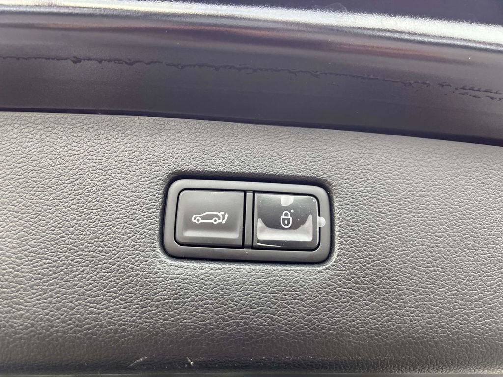 Used 2023 Genesis GV80 3.5T image 12