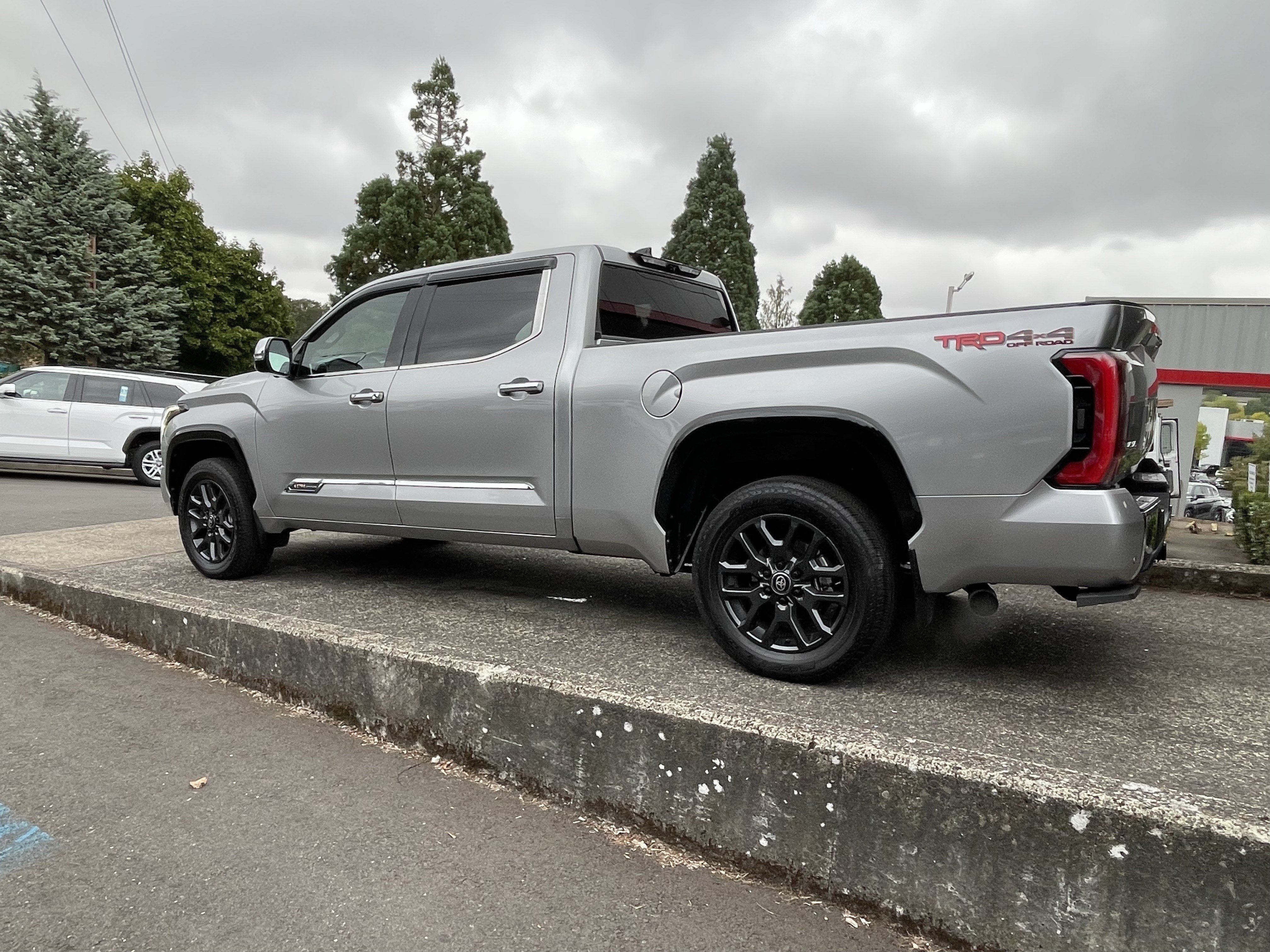 Used 2022 Toyota Tundra 1794 Edition w/ TRD Off-Road Package AWD/4WD image 5