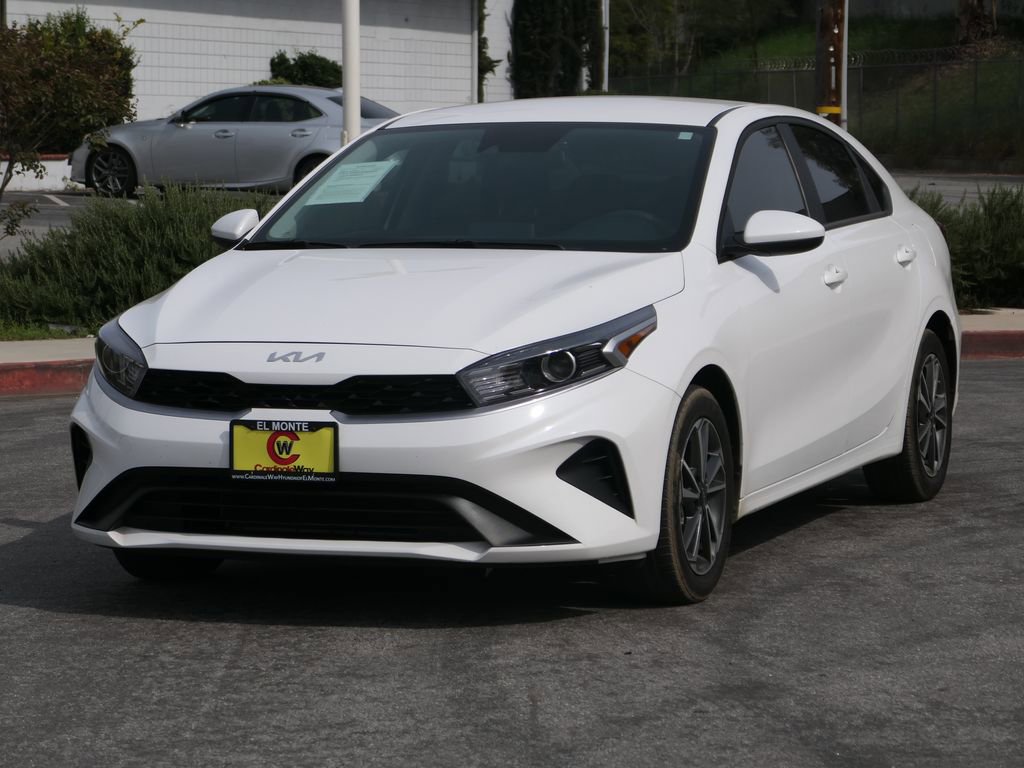 Used 2023 Kia Forte LXS image 7