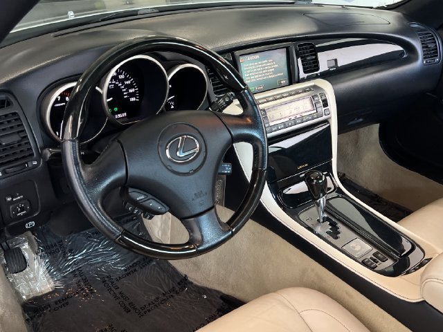Used 2009 Lexus SC 430 Convertible RWD image 18