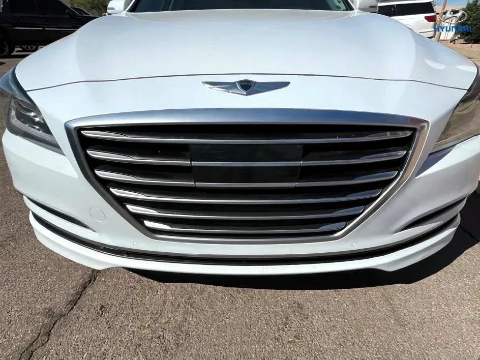 Used 2015 Hyundai Genesis 3.8 w/ Option Group 04 RWD image 23