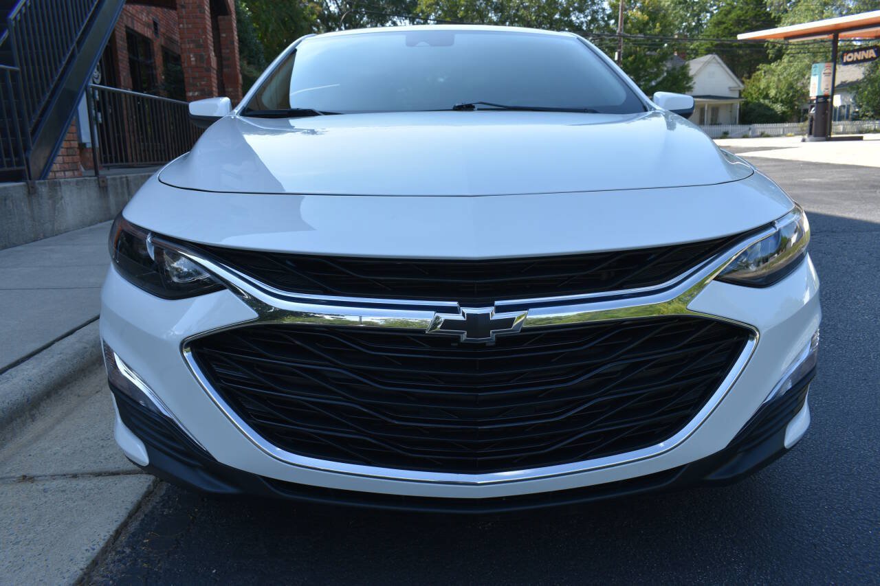 Used 2023 Chevrolet Malibu RS FWD image 5