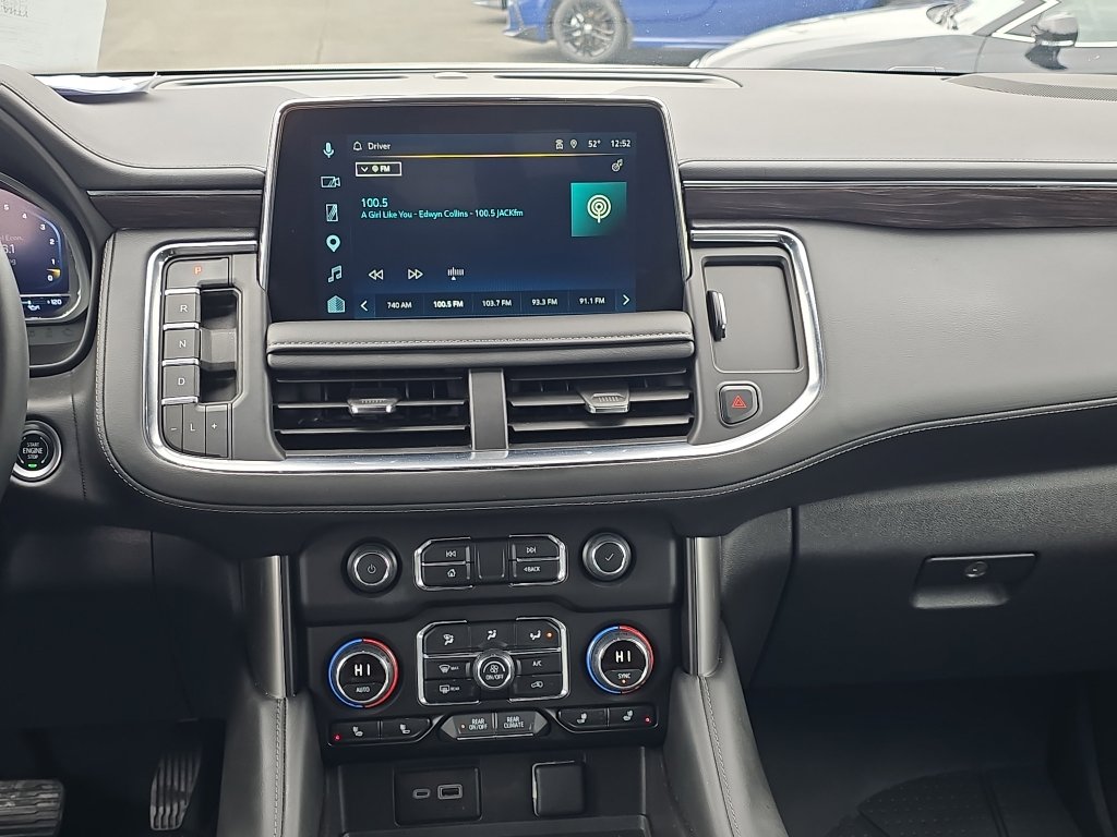 Used 2024 Chevrolet Tahoe Z71 w/ Luxury Package AWD/4WD image 26