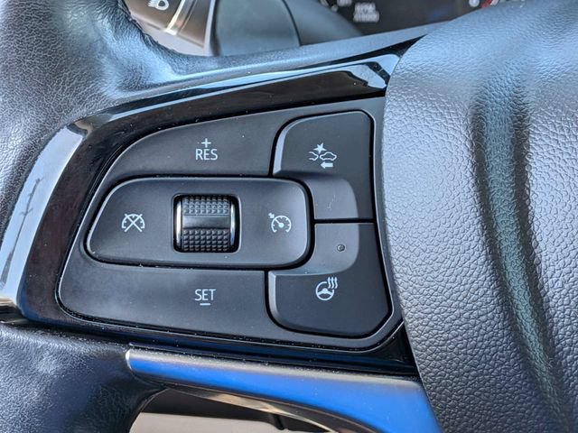Used 2022 Buick Enclave Essence w/ Sport Touring Edition FWD image 26