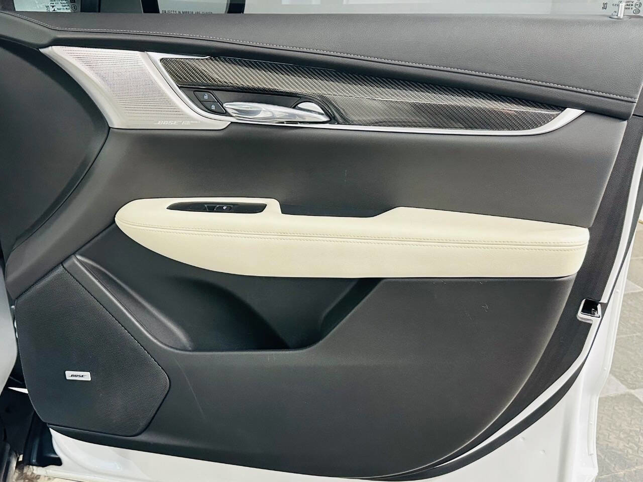 Used 2021 Cadillac XT6 Sport image 28