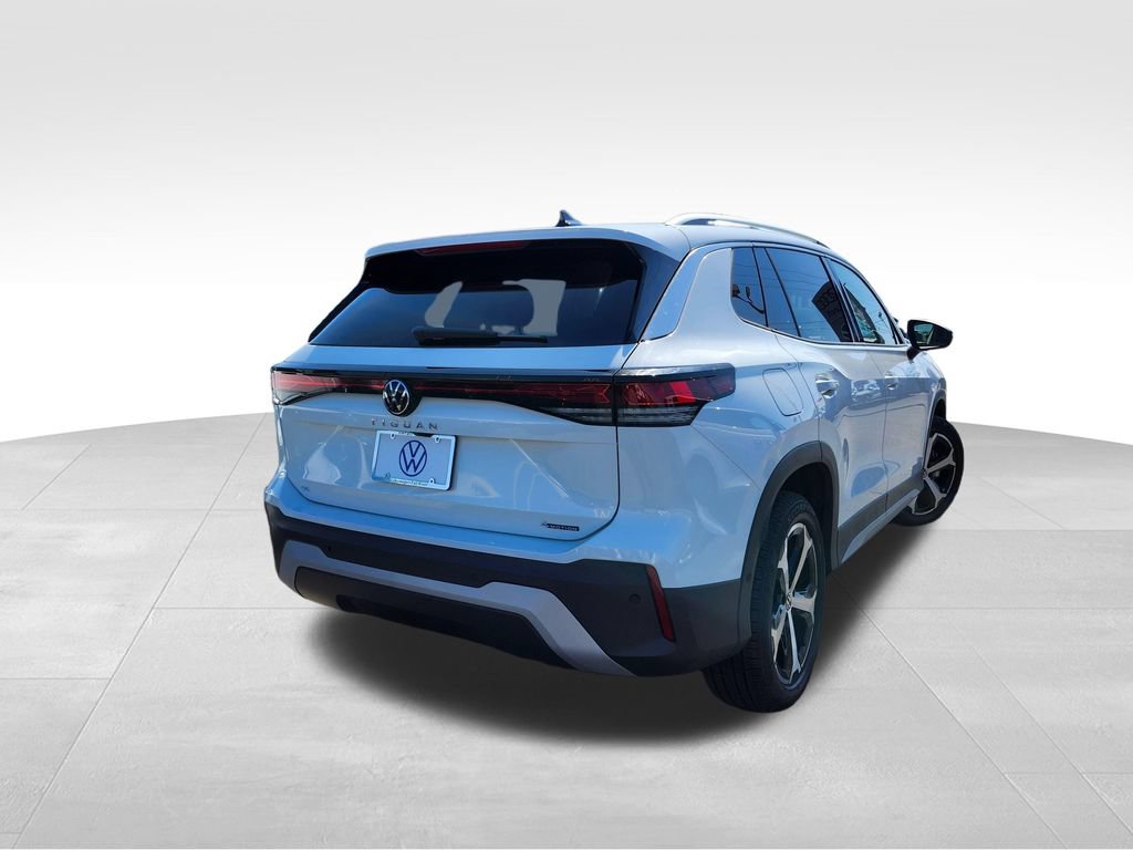 New 2026 Volkswagen Tiguan SE AWD/4WD image 6