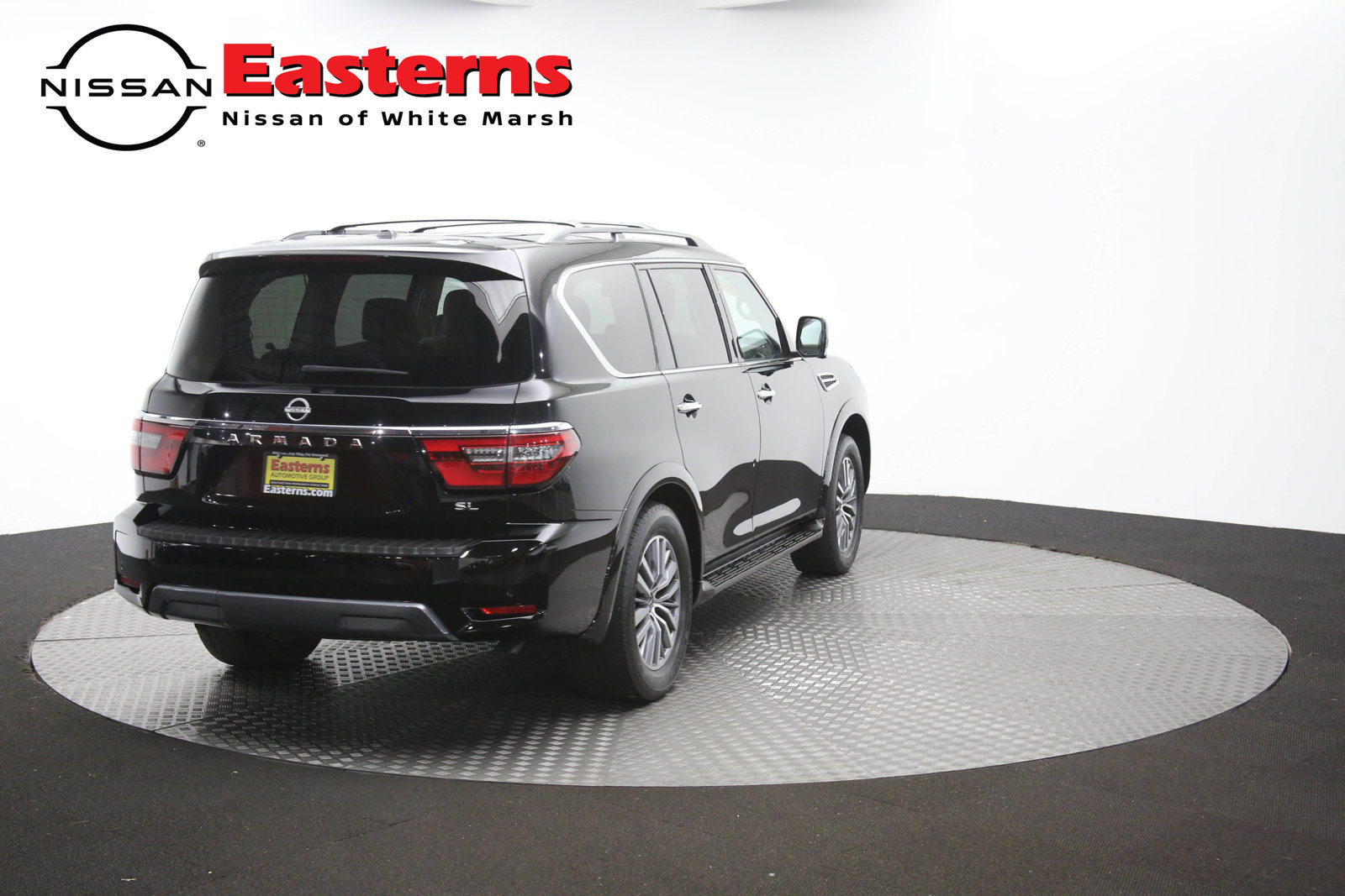 Used 2023 Nissan Armada SL w/ Captain's Chairs Package AWD/4WD image 41
