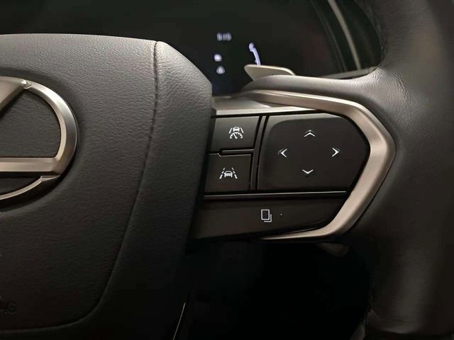 Used 2024 Lexus RX 350h AWD/4WD image 35