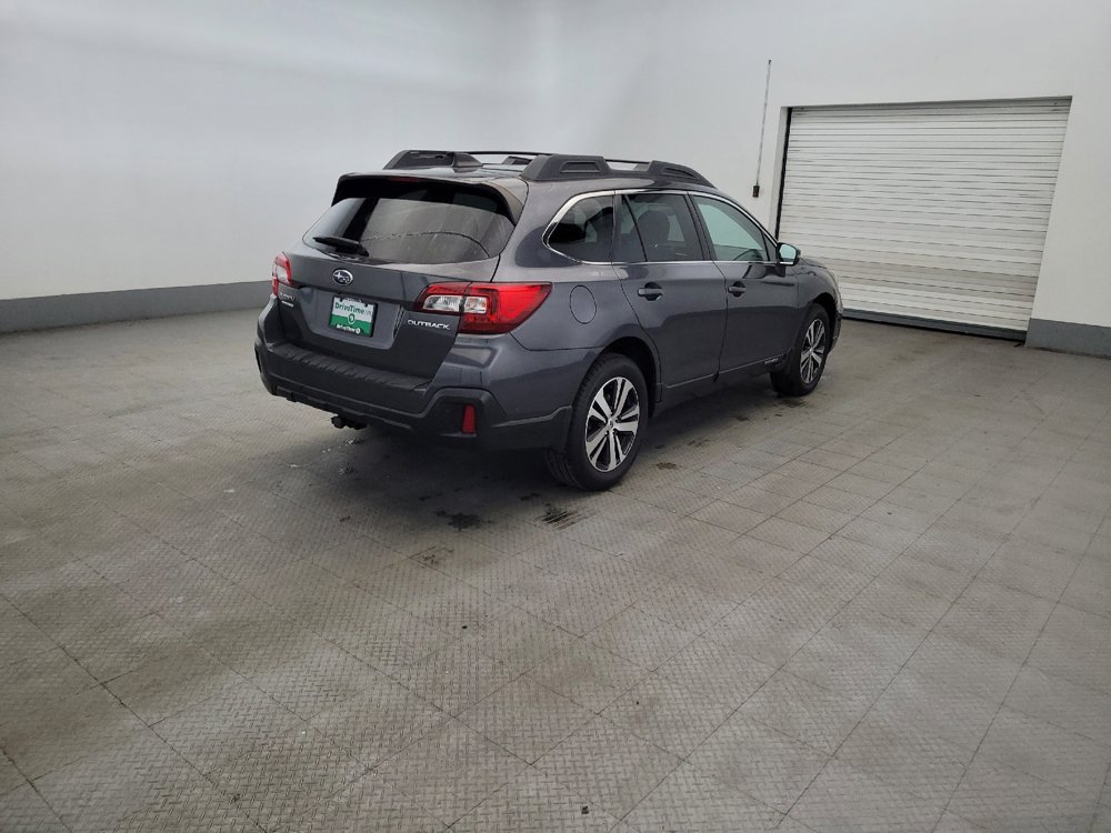 Used 2018 Subaru Outback 2.5i Limited AWD/4WD image 9