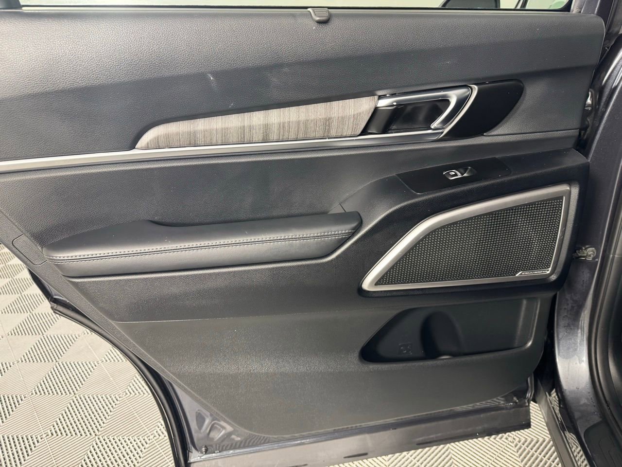 Used 2024 Kia Telluride EX image 26