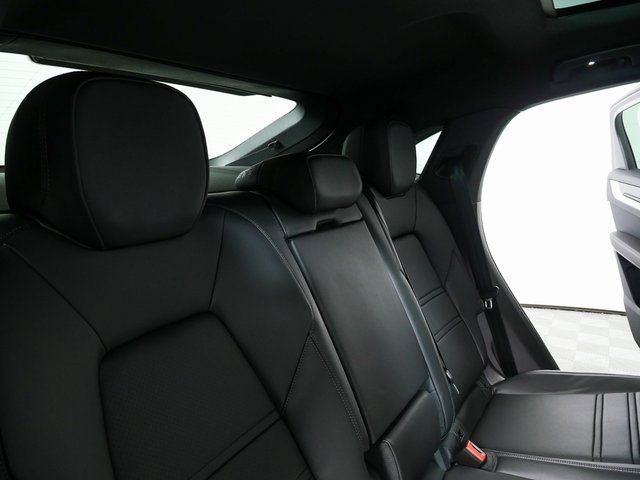 New 2026 Porsche Cayenne Coupe image 24