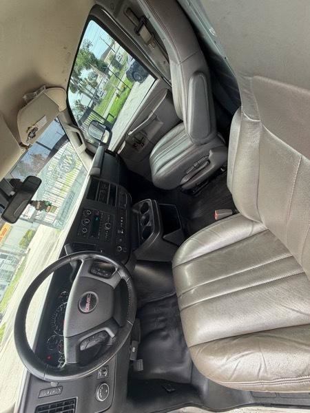 Used 2021 GMC Savana 2500 w/ Safety Package RWD image 6