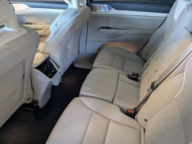 New 2025 Volvo EX90 Ultra image 16