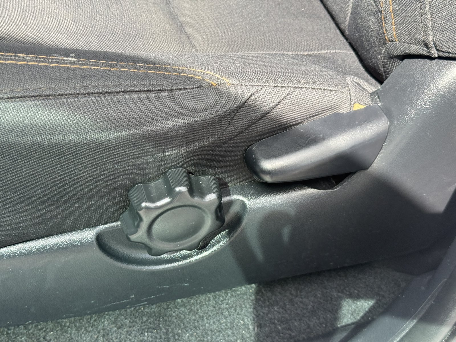 Used 2017 Toyota Tacoma SR5 RWD image 25