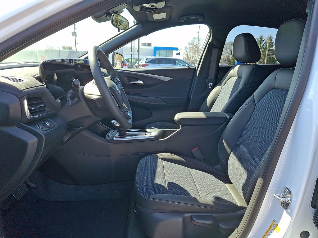 New 2026 Buick Envista Preferred image 7