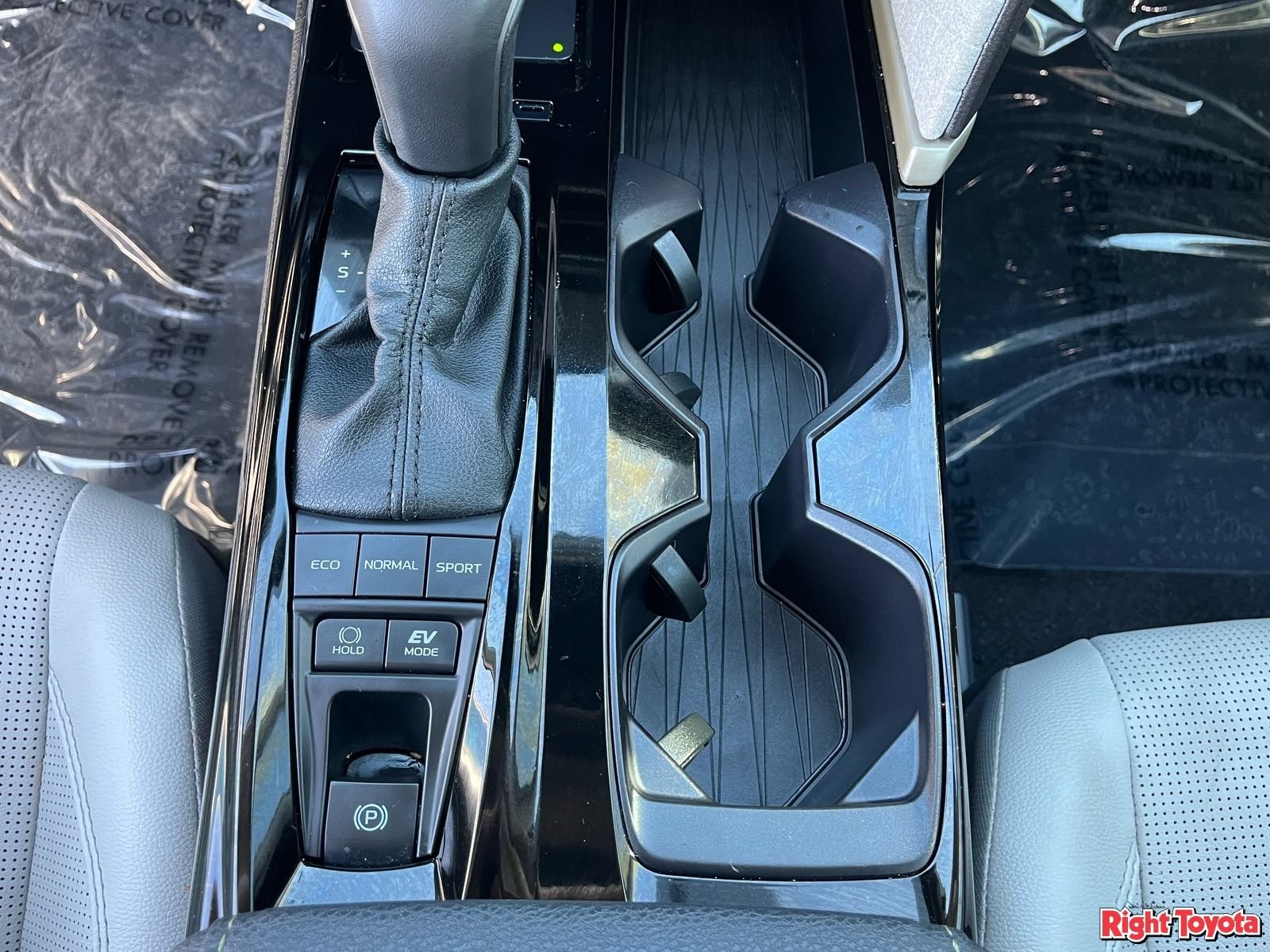 Certified 2026 Toyota Camry XLE FWD image 31