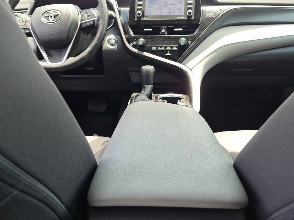 Used 2024 Toyota Camry LE w/ Convenience Package FWD image 13