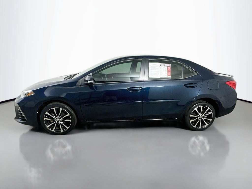 Used 2017 Toyota Corolla SE FWD image 5