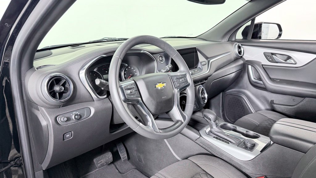 Used 2022 Chevrolet Blazer LT w/ Redline Edition AWD/4WD image 18