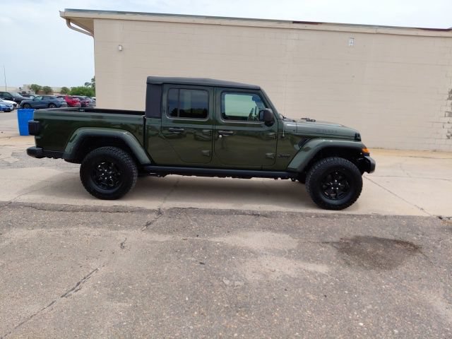 Used 2023 Jeep Gladiator Sport AWD/4WD image 2