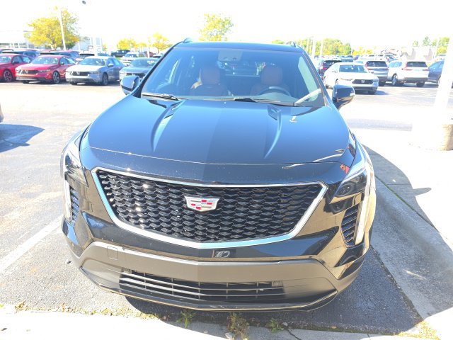 Used 2023 Cadillac XT4 Sport AWD/4WD image 2