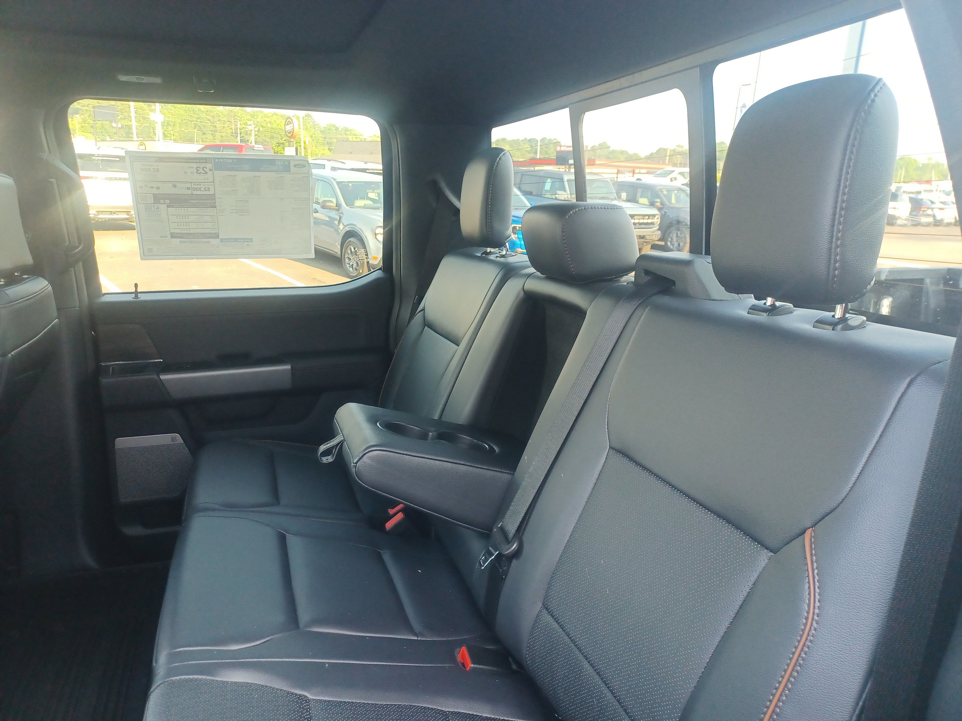 New 2025 Ford F150 Lariat w/ Equipment Group 502A High image 18